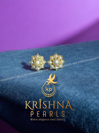 Beautiful Flora Pearl Studded Pendent Set