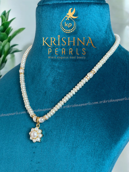 Beautiful Flora Pearl Studded Pendent Set