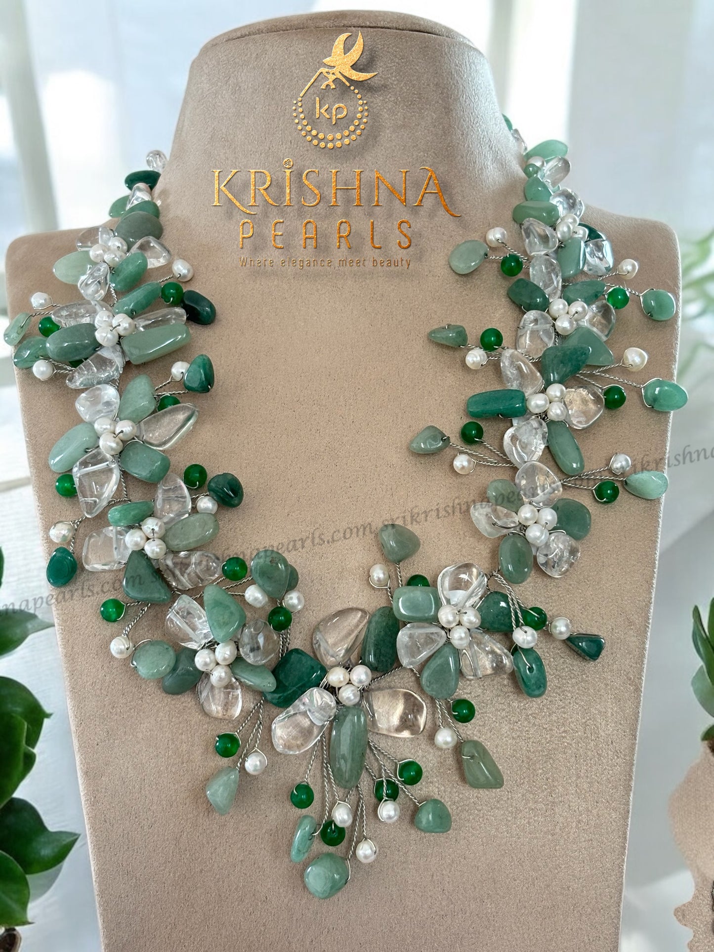 Designer Leaf And Flower Necklace Set