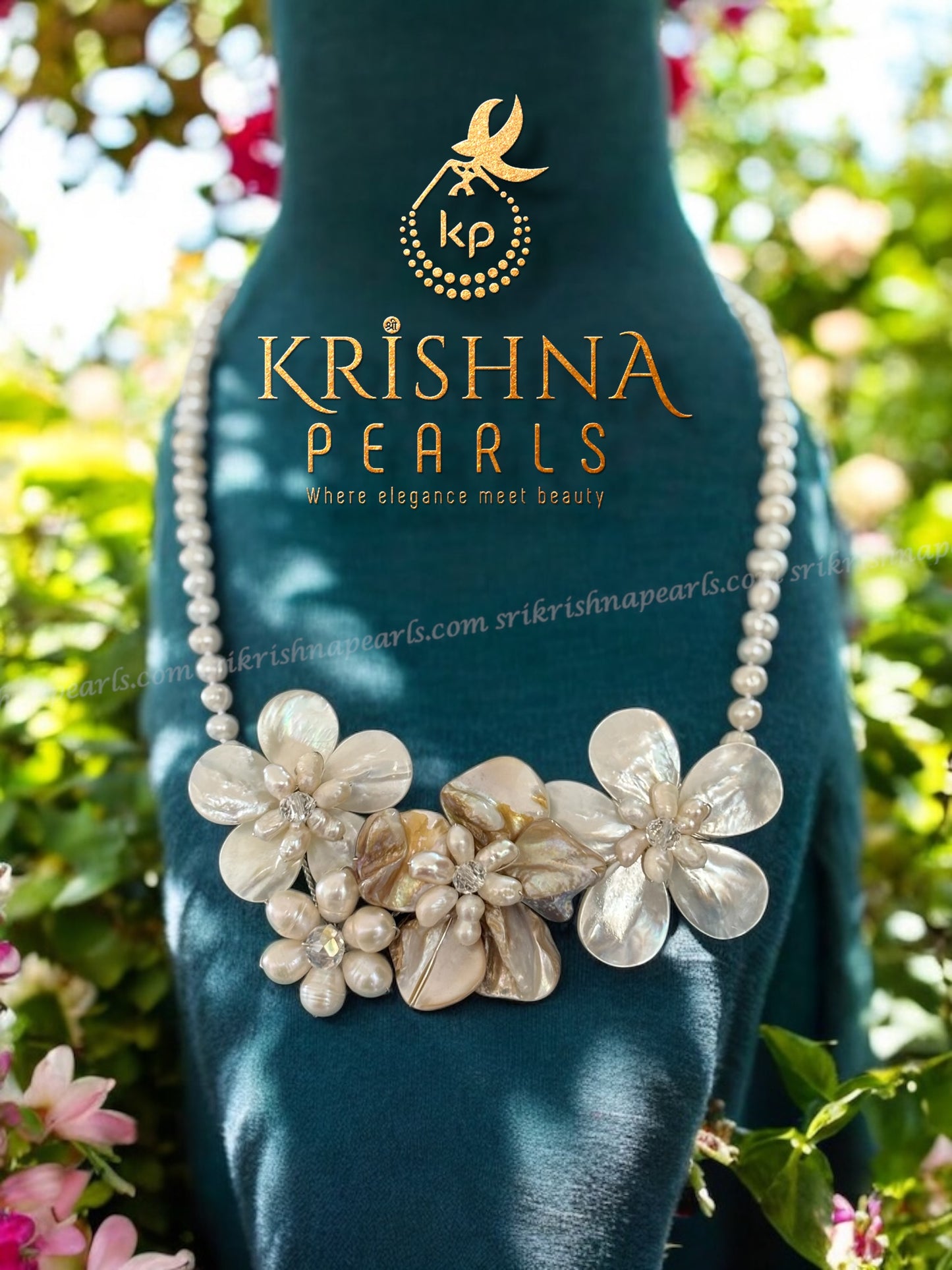 Floral Cream Pearl Necklace