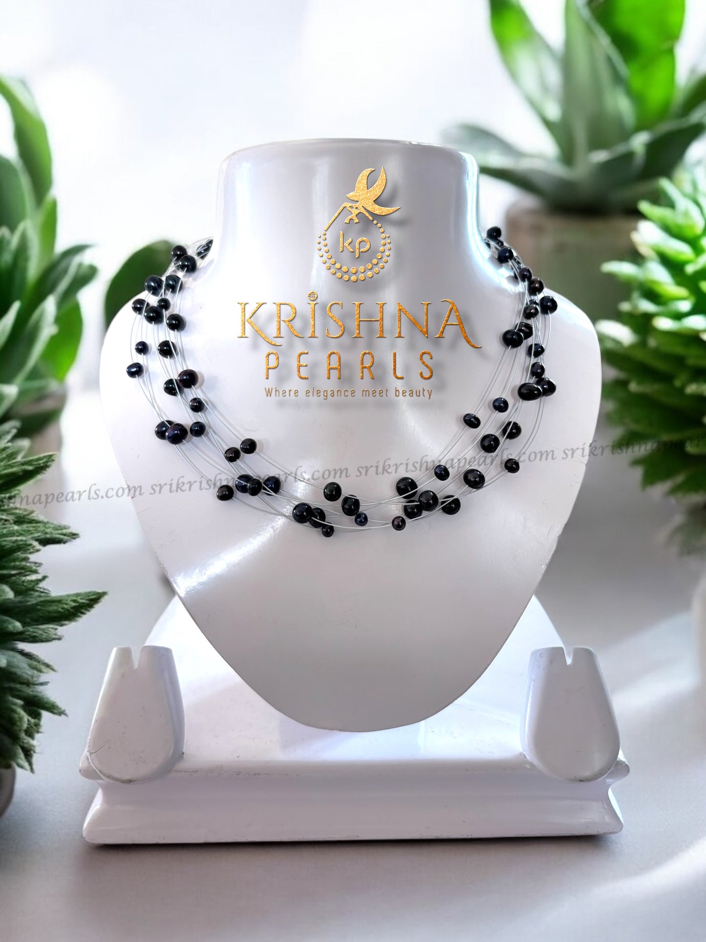 Fancy Scattered Black Pearl Set