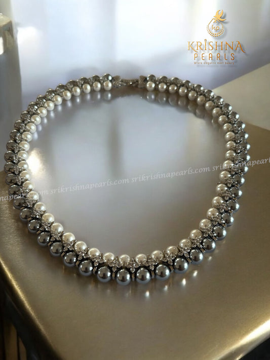 Adorable Mother Of Pearls Necklace