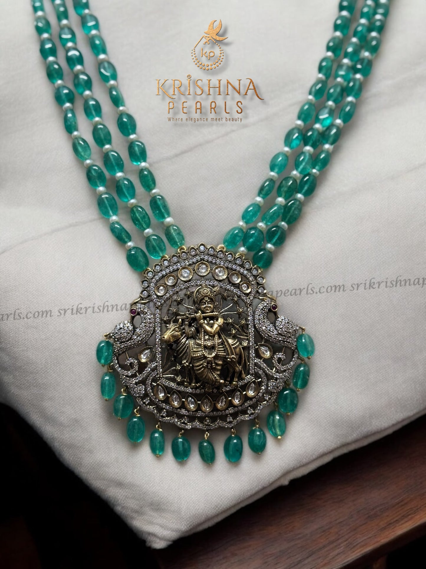Three Line Emerald Beads With Lord Krishna Oxidised Pendent Set