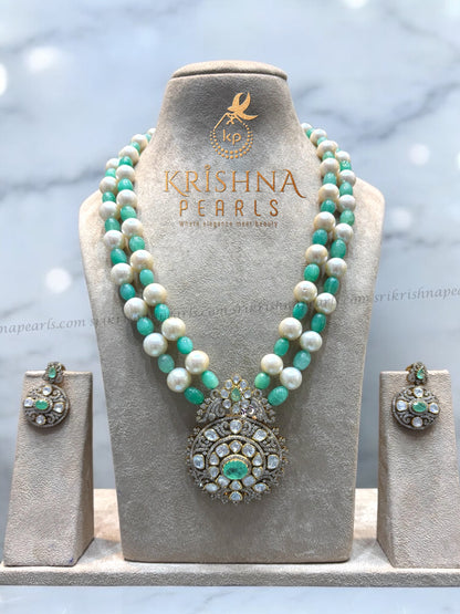 Exclusive 92.5 Silver Emerald Green Stone Zari Polki With Pearl Necklace Set