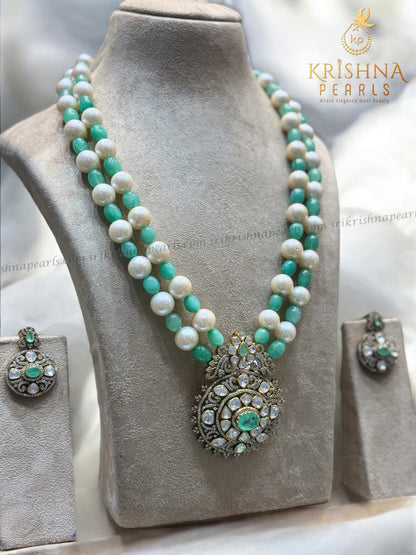 Exclusive 92.5 Silver Emerald Green Stone Zari Polki With Pearl Necklace Set