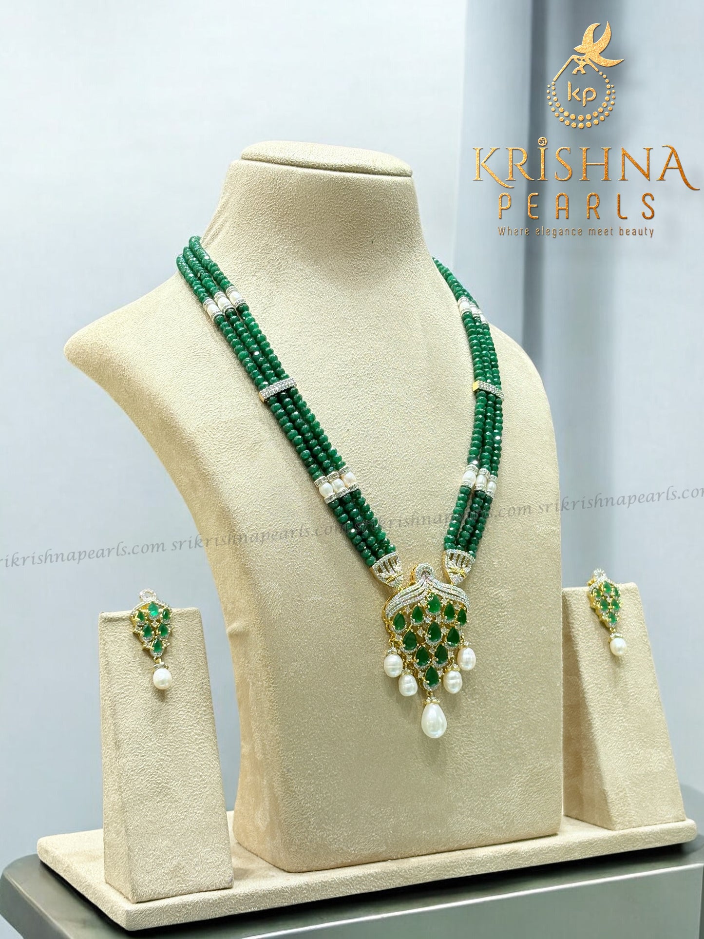 Elegant Green Jade Three Rows & Pearls Combination Necklace Set