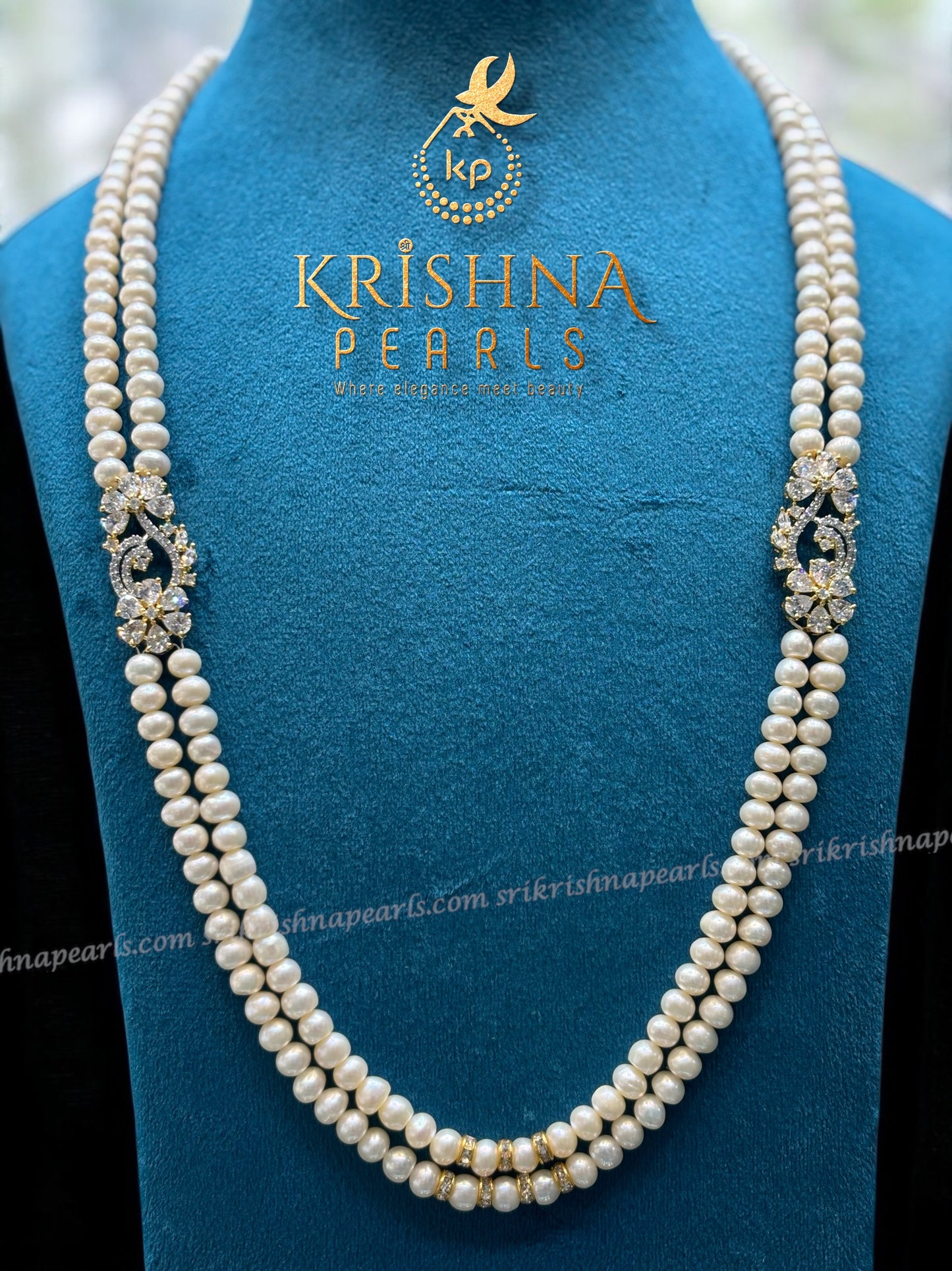Elegent Two Side Broch Pearls Set