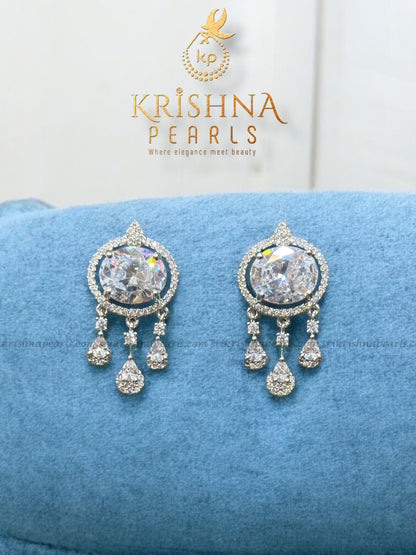 Designer Diamond Studded Pearls Choker Set