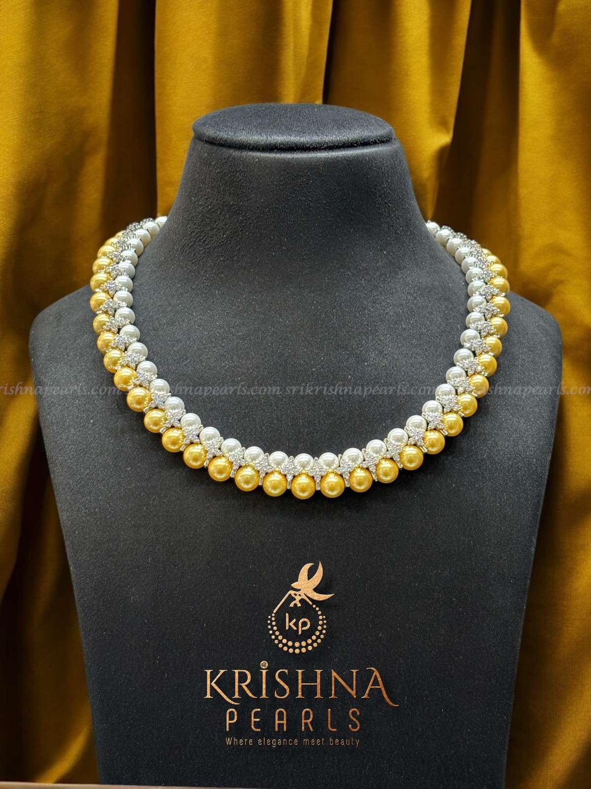 Adorable Mother Of Pearls Necklace