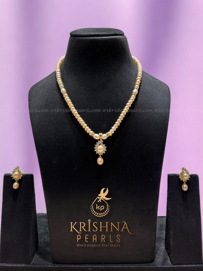 Adorable Blush Pearls Pendent Set