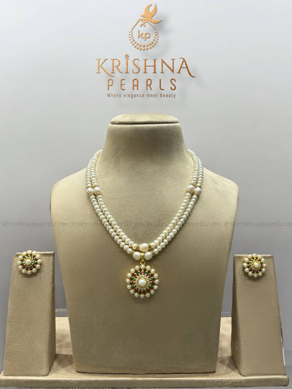 Heritage Pearl Gem Pendent With Pearls Necklace Set