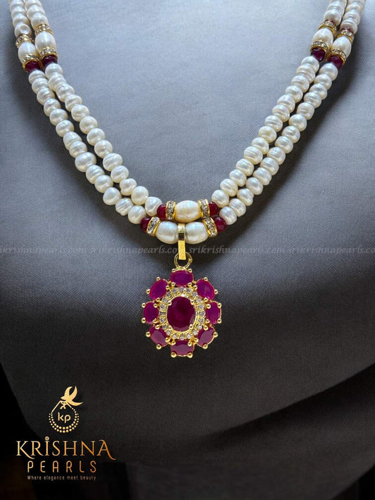 Beautiful Red Pendent With Pearls Necklace Set