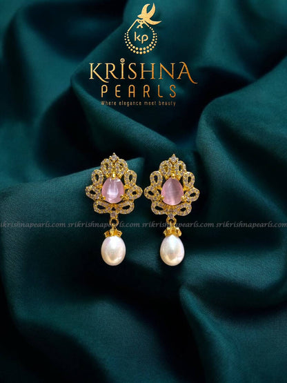 Rose Quartz Broch With Pearl Necklace Set