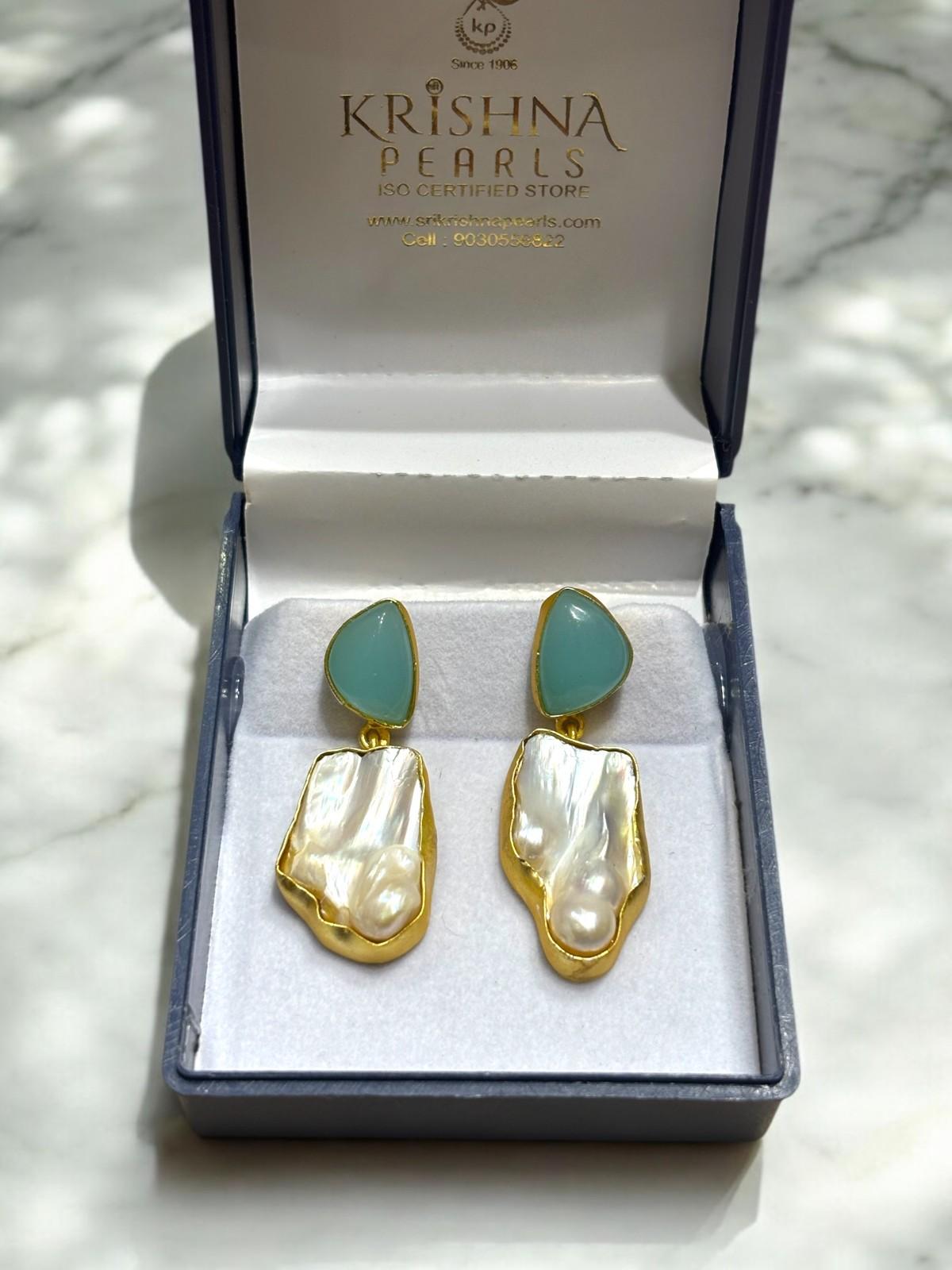 Designer Baroque Pearl Hangings