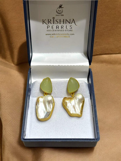 Fancy Baroque Pearls Hangings