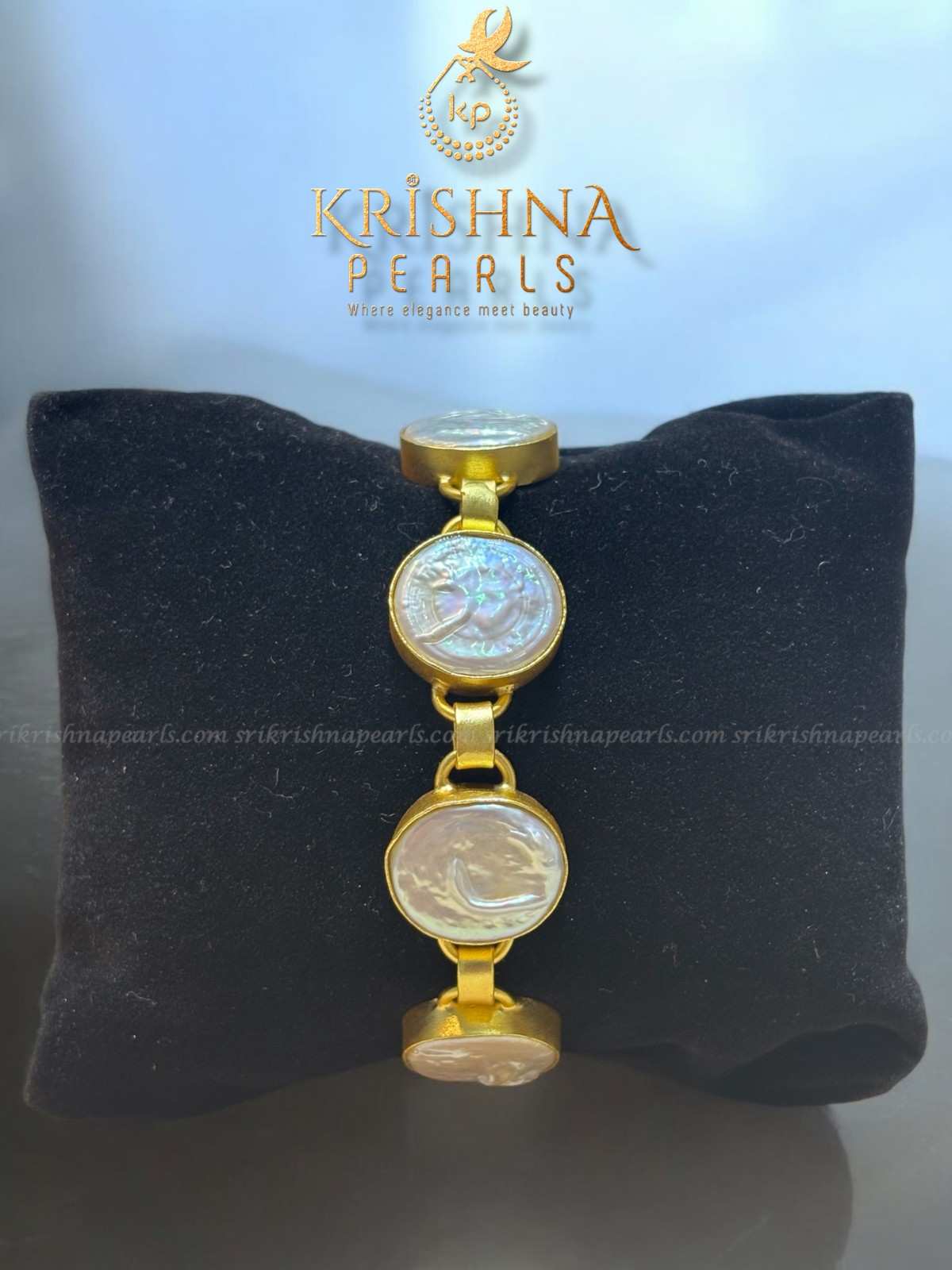 Beautiful Five Baroque Pearls Matte Gold Polish Bracdet