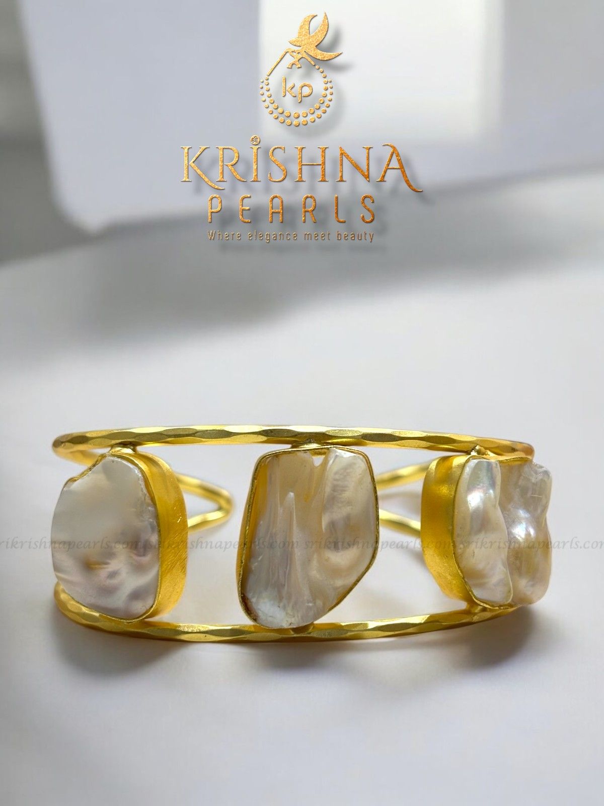 Three Baroque Pearls Bracelet