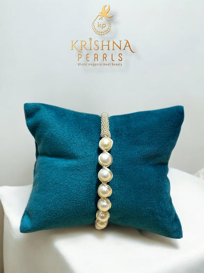 Unique White Fresh Water Pearls Bracelet