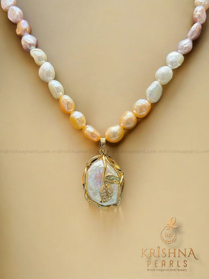Beautiful Baroque Pearl Pendent With MultiColour Baroque Pearls Single Line Necklace Set
