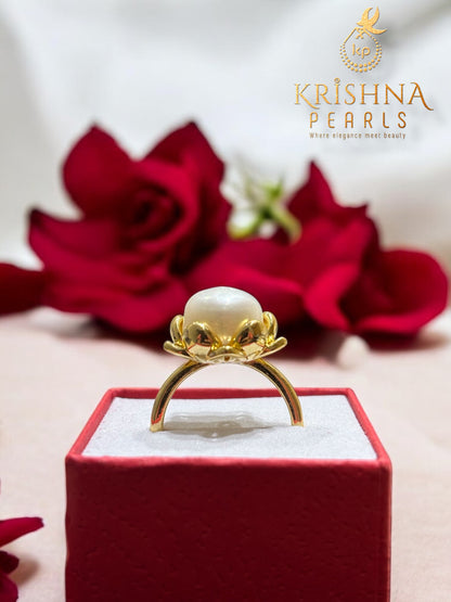 Adjustable Pearl Studded Finger Ring