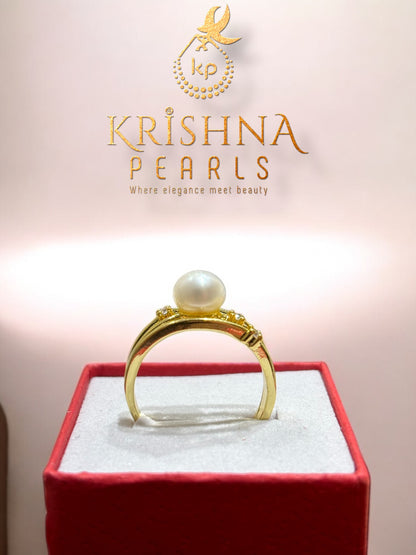 Trinity Pearl Studded Finger Ring