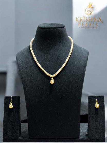 Beautiful Pearl Drop Pendent WIth Pearls Necklace Set