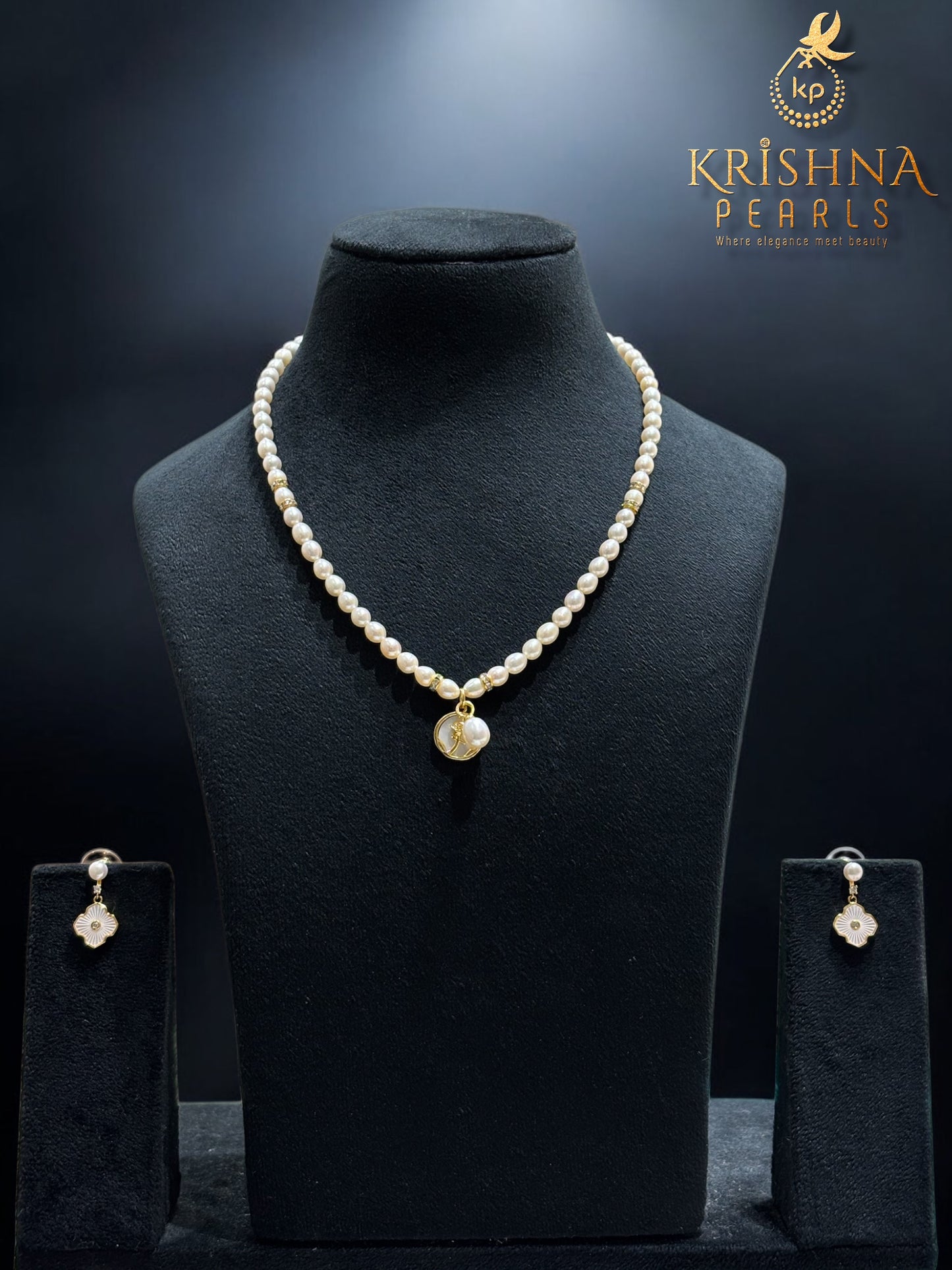 Adorable Double Pendent With Premium Pearls Necklace Set