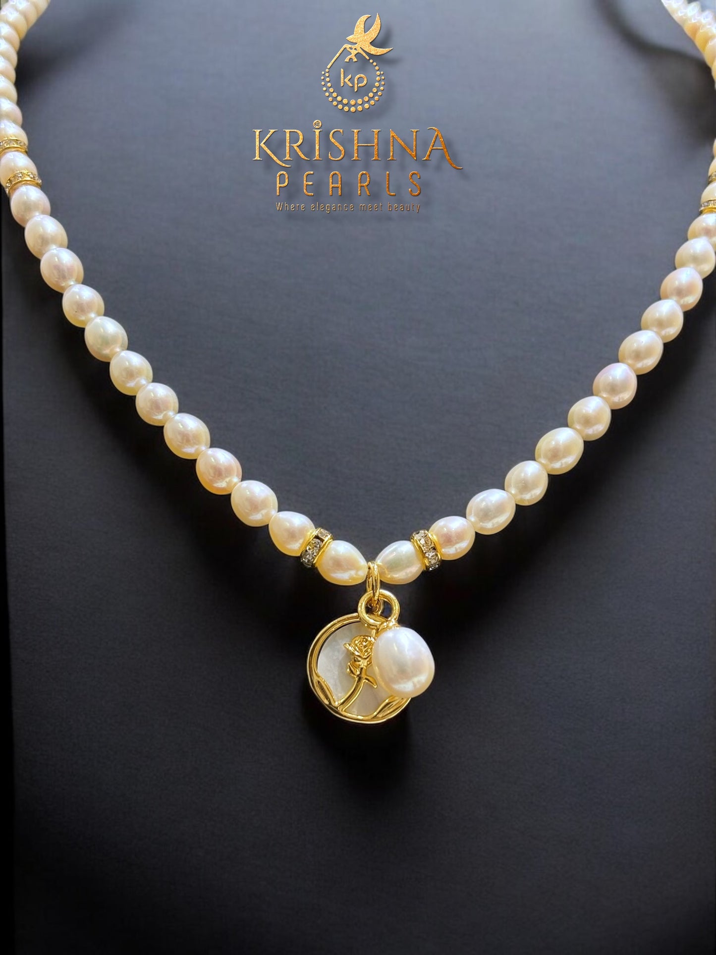 Adorable Double Pendent With Premium Pearls Necklace Set