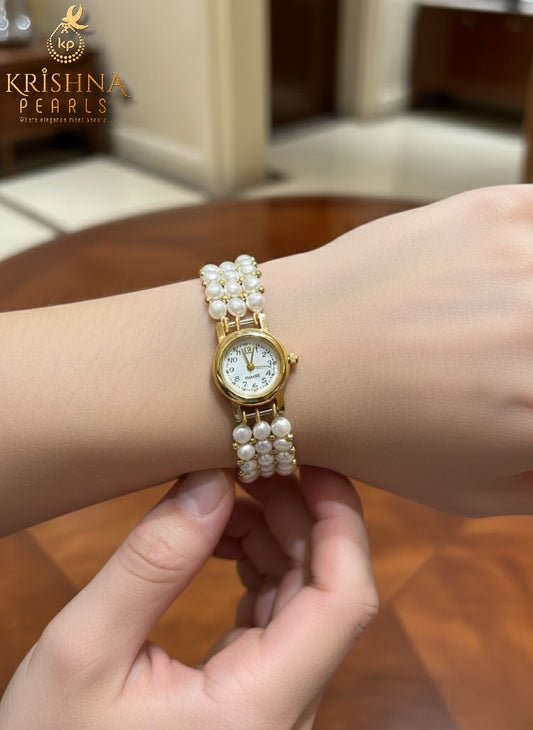 Beautiful Three Layers Button Pearls Watch