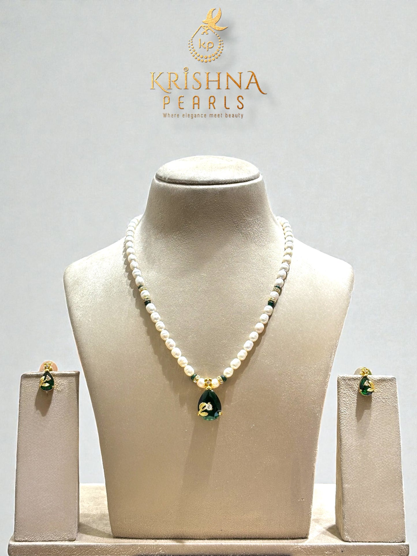 Adorable Green Stoned Studded Pearl Necklace Set