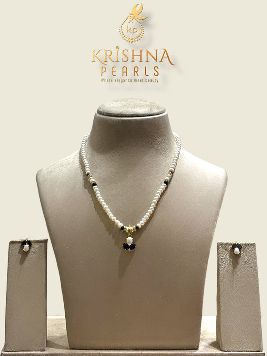Simple & Adorable Pearls & Black Stone Studded Locket Set