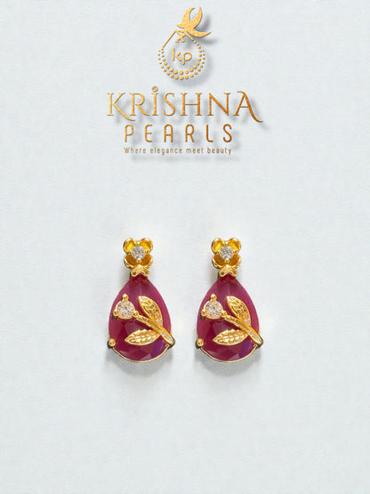 Beautiful Red Stone Studded Pendent With Pearls Necklace Set