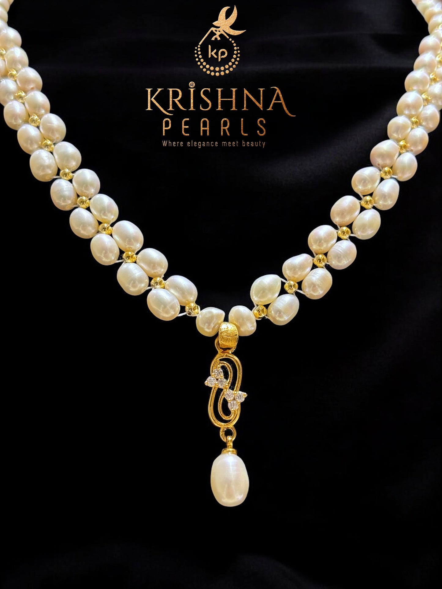 Pretty Oval Pearls Double Layer Necklace Set