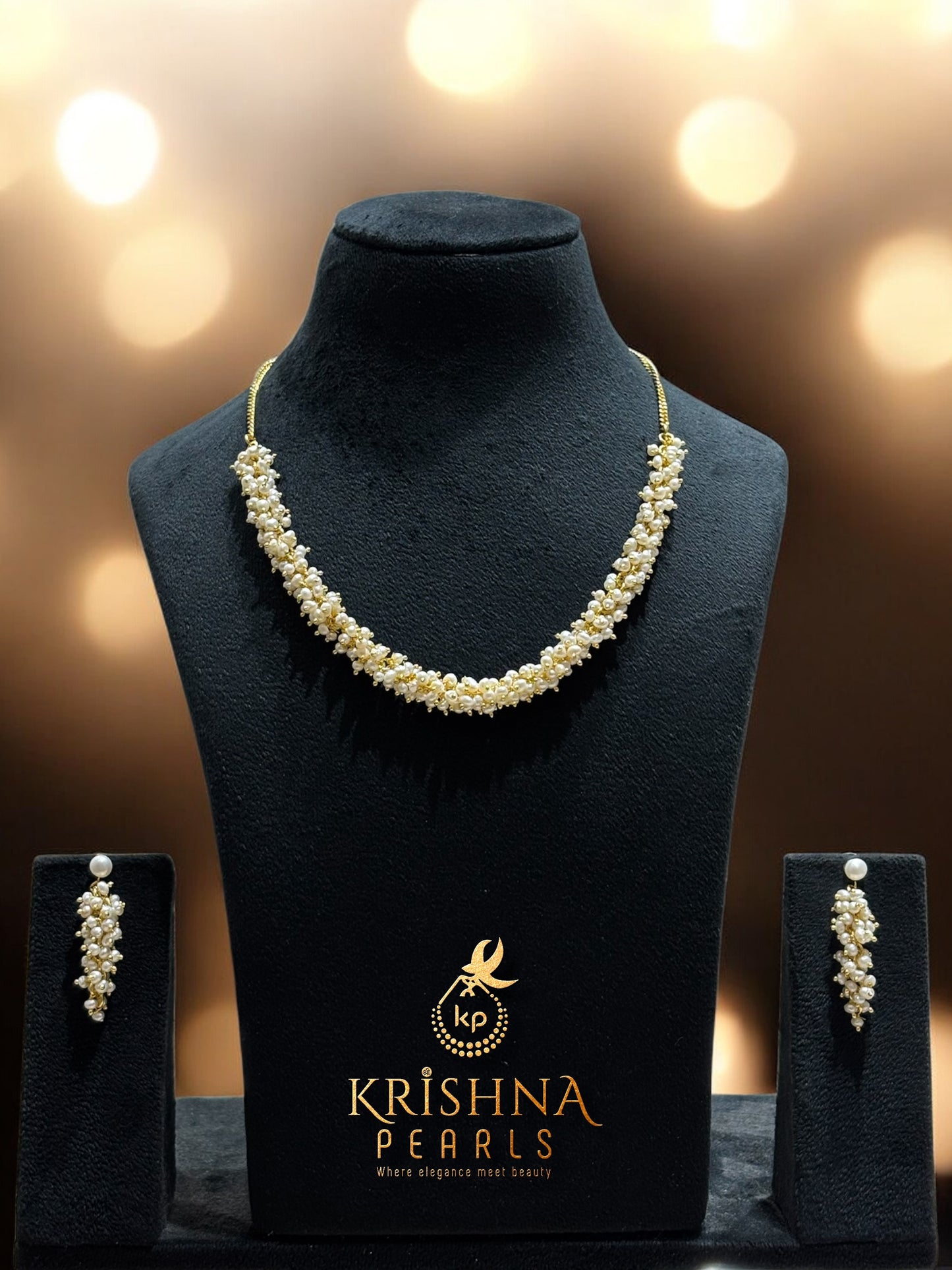 Small Pearls Necklace Set