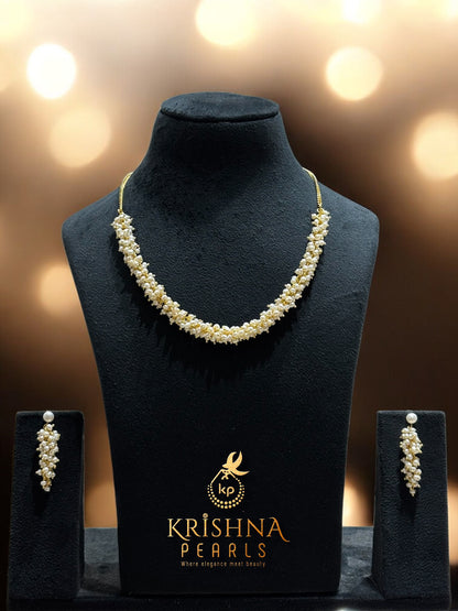 Small Pearls Necklace Set