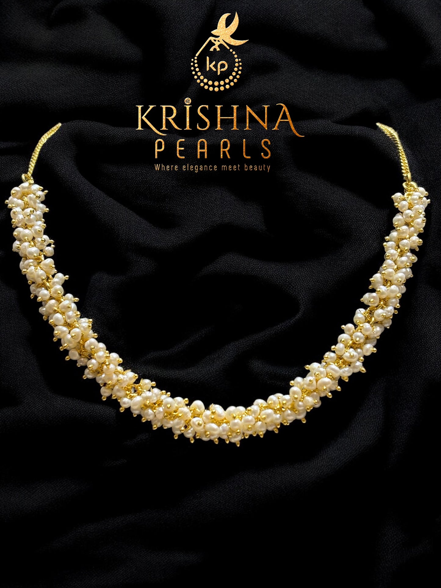Small Pearls Necklace Set