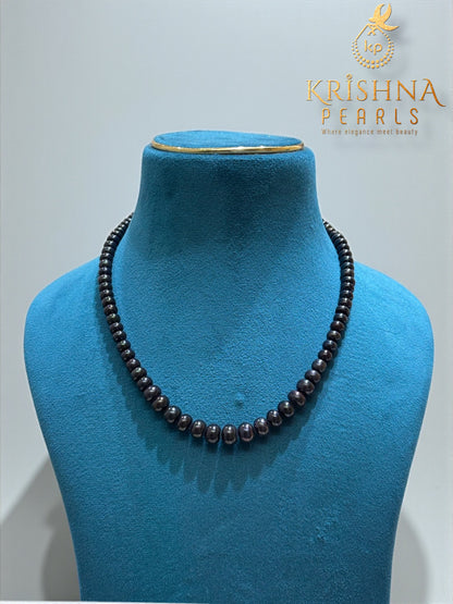 Black Graduation Pearl Necklace