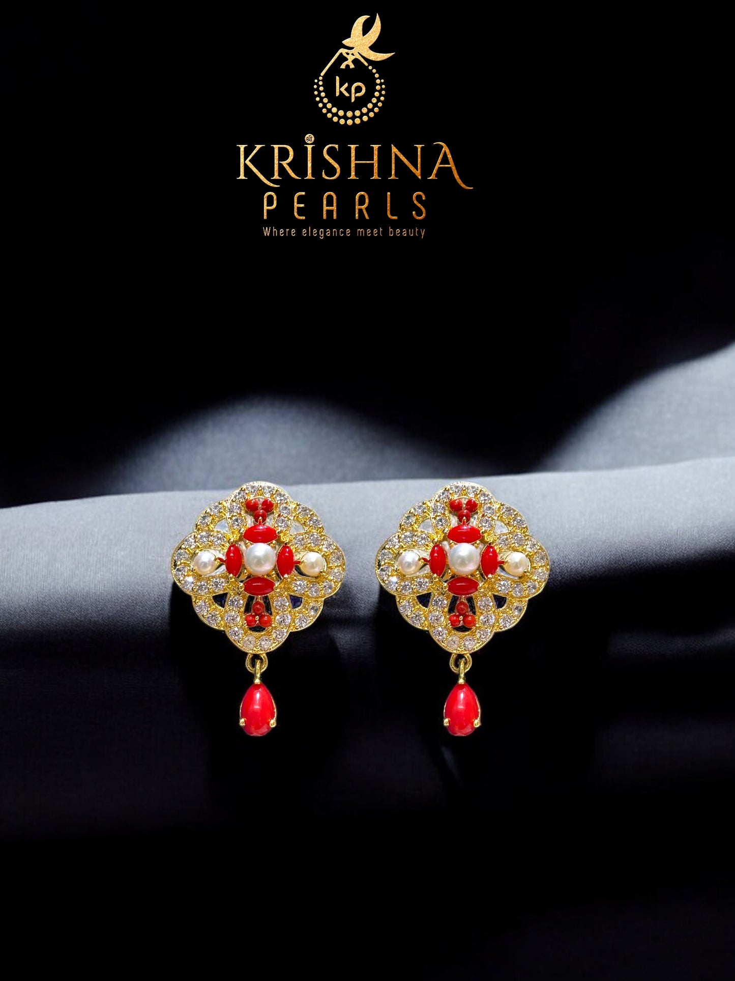 Beautiful Coral Studded Pendent With Three Row Pearls Necklace Set