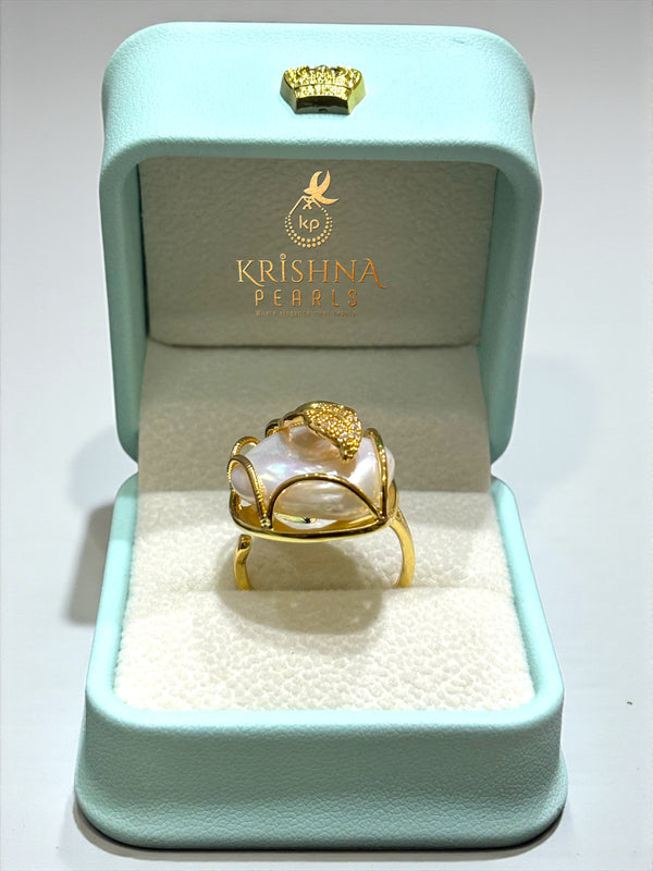 Pearl Finger Ring - Baroque Pearl Diamond Leaf Design