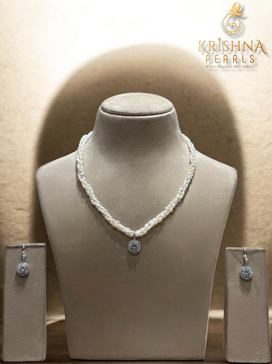 The Luminescent Twisted Biwa Three Strand Pearls Necklace Set