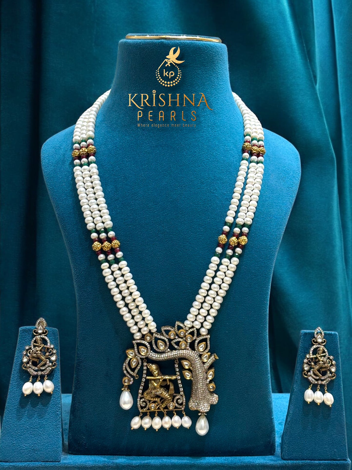 Divine Lord Krishna Murali-Manohar Three layers Pearl Necklace Set