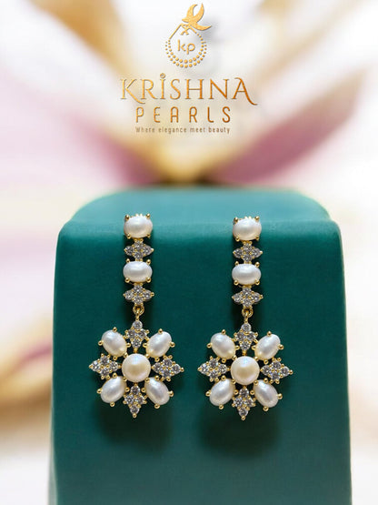 Beautiful Pearls & Diamonds Studded Necklace Set