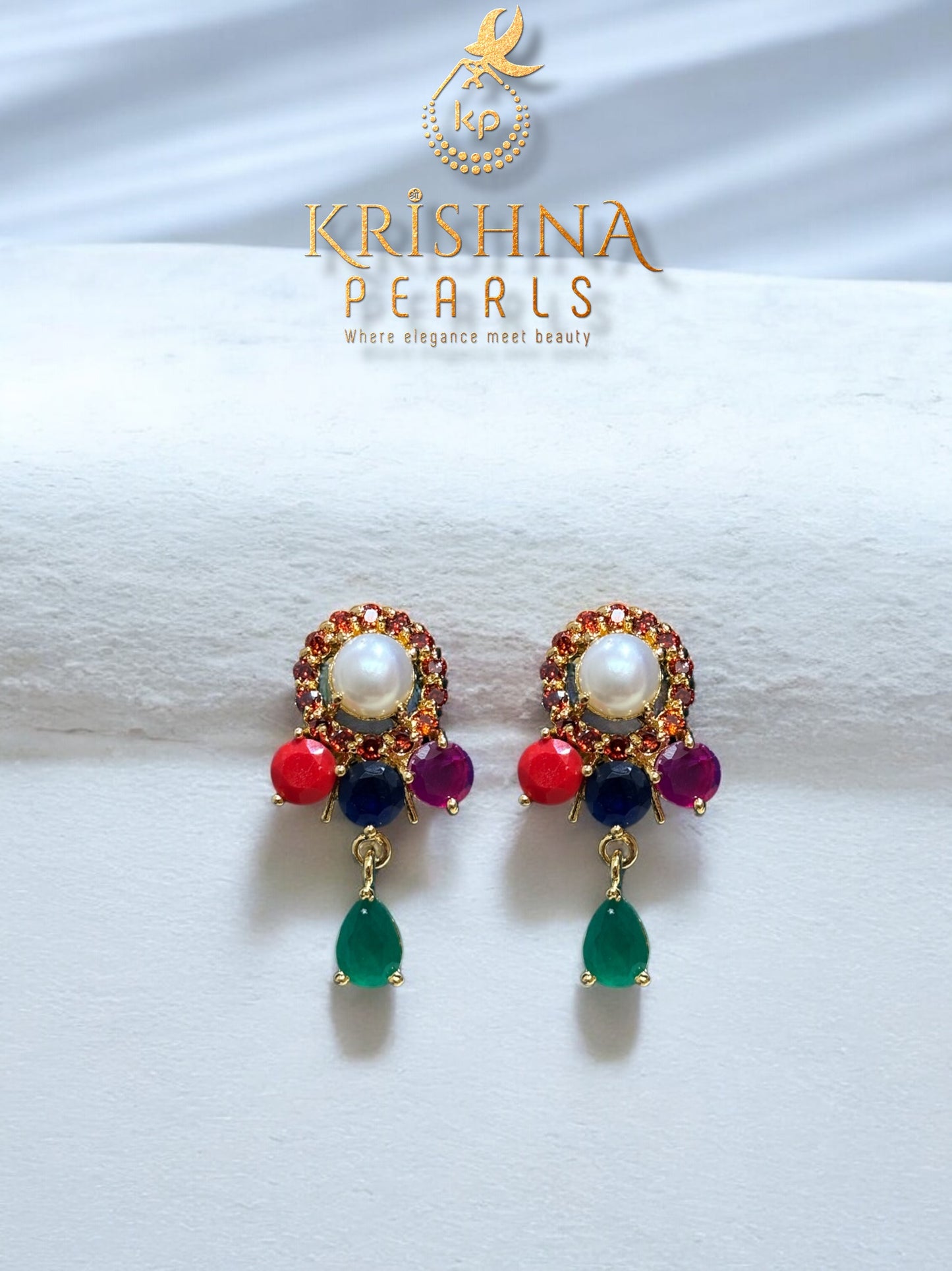 Classy MultiStone Necklace Set