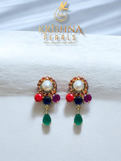 Classy MultiStone Necklace Set