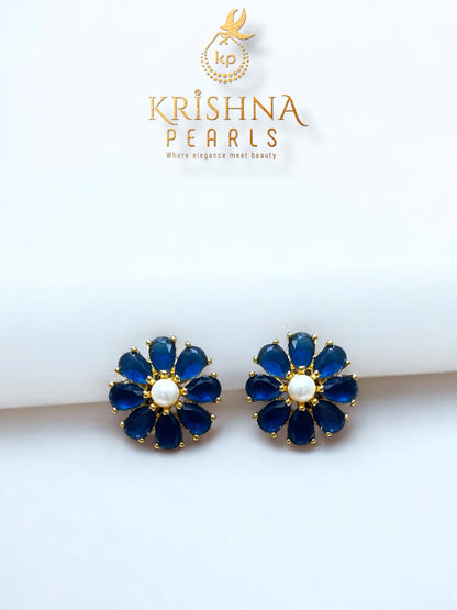 Azure Blue Floret With Pearls Necklace