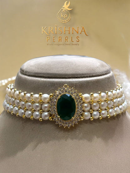 Empress Emerald Button Pearls Necklace Set