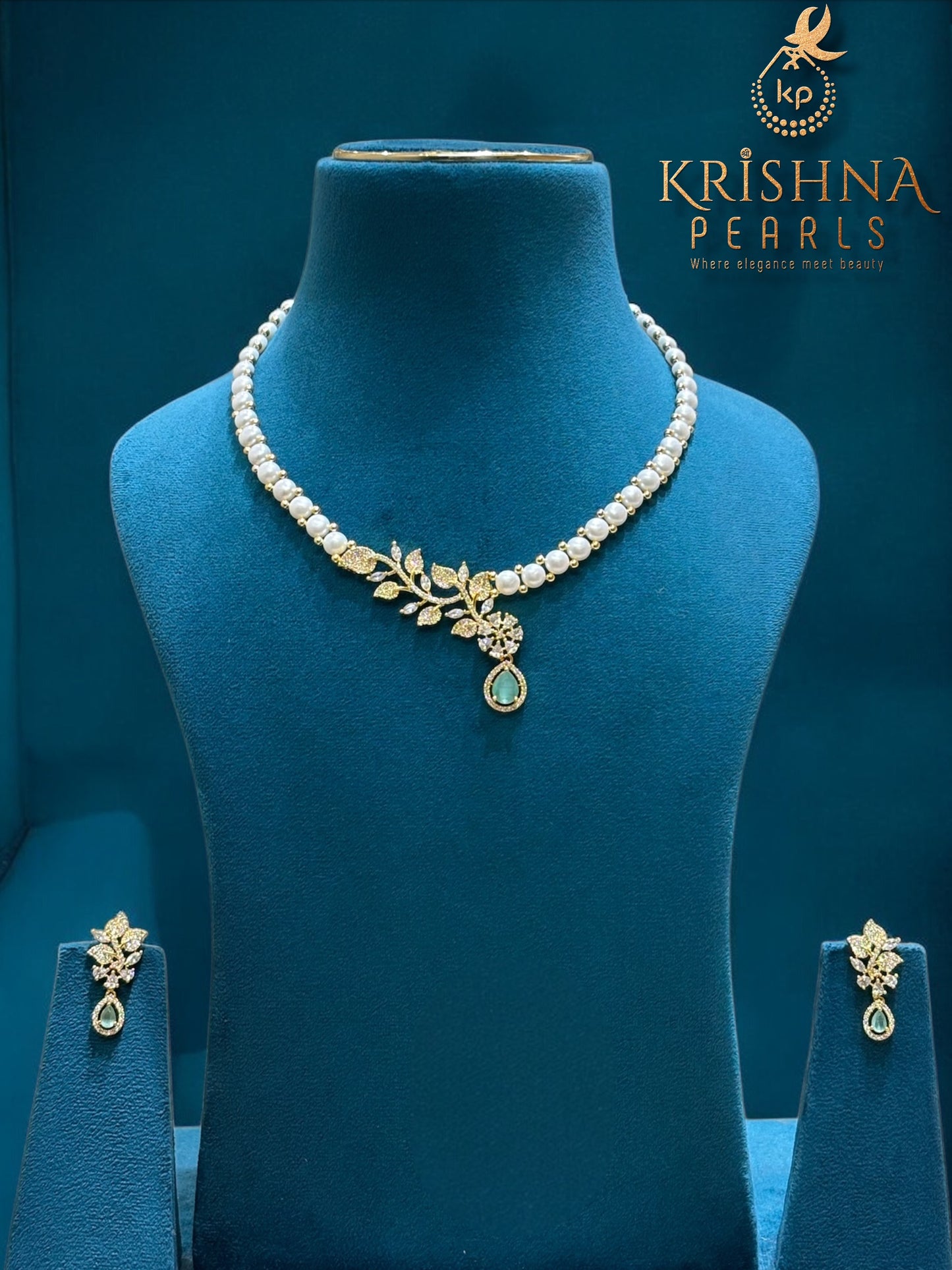 Button Pearl & Blue Quartz Necklace Set