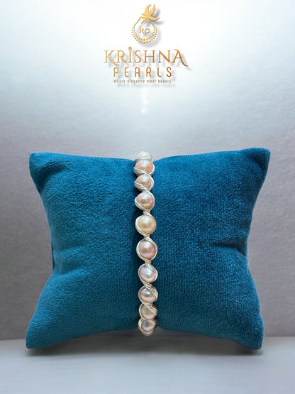 Beautiful Pink Pearls Bracelet