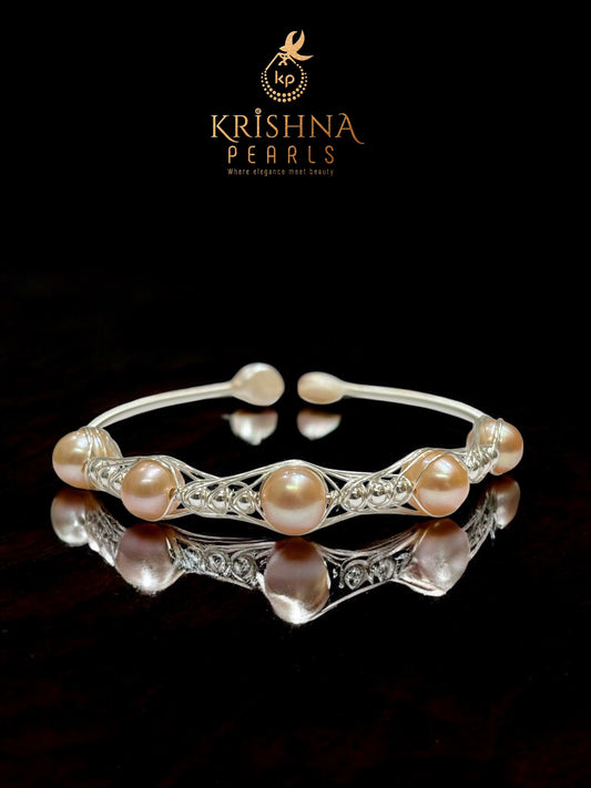 Elegant Five Pink Pearls Bracelet