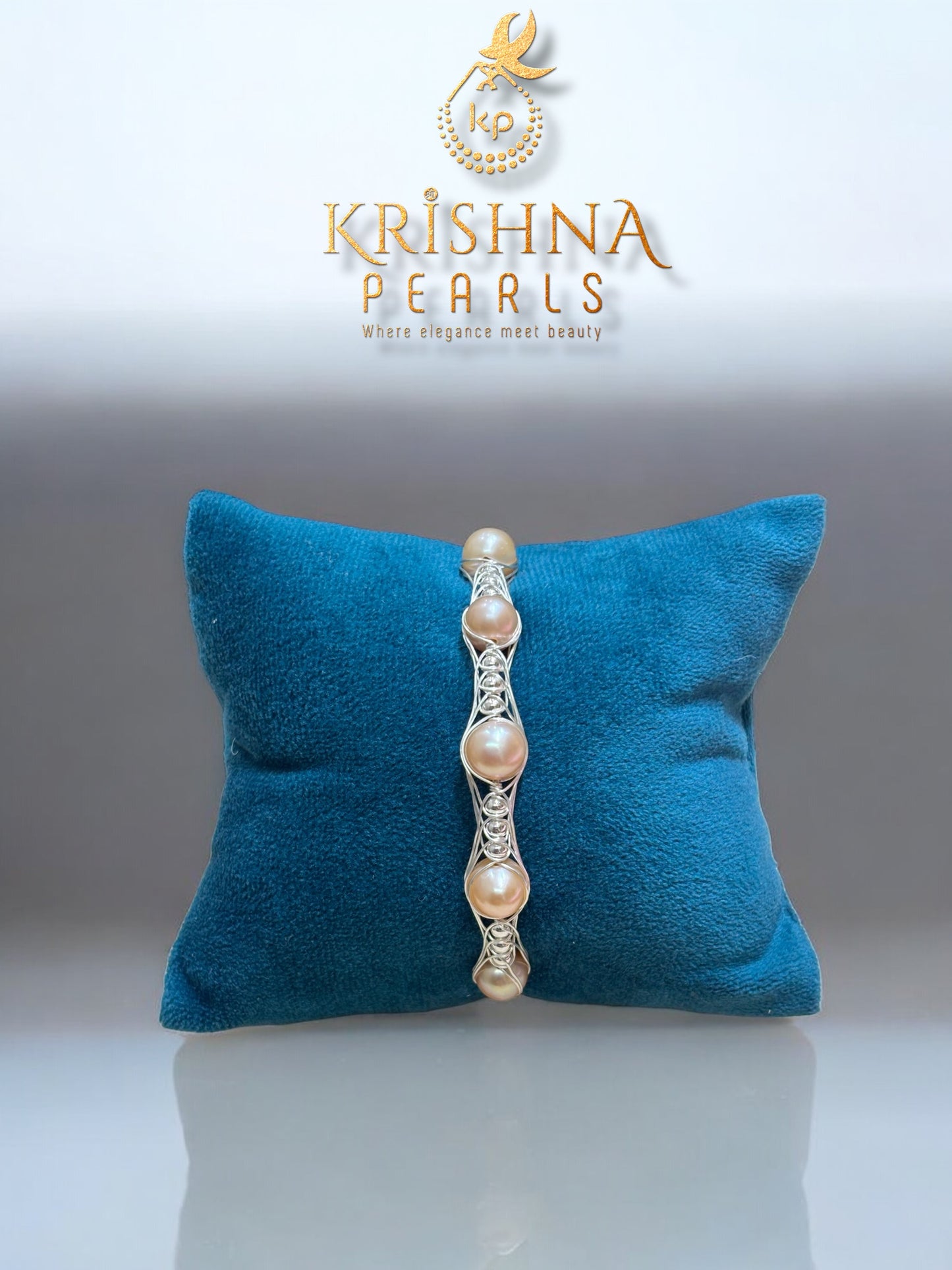 Elegant Five Pink Pearls Bracelet